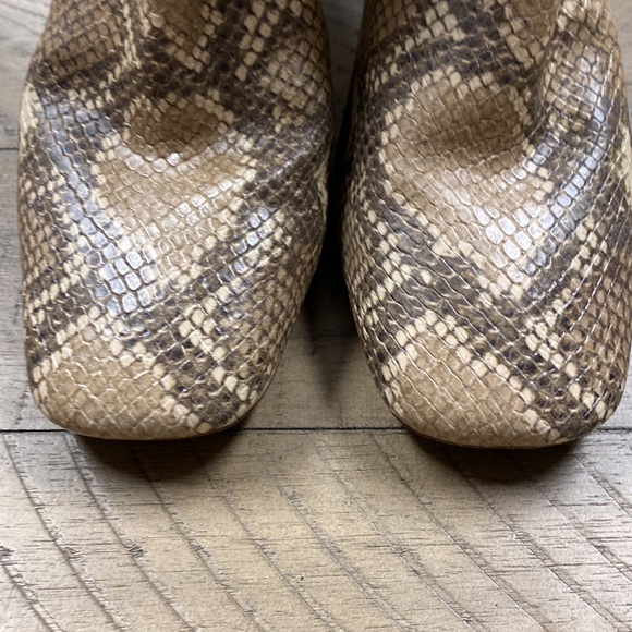 Sam Edelman Codie Snake Booties size 7.5 - Picture 4 of 9